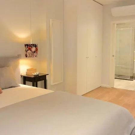 Lf Begonia, By Flat In *