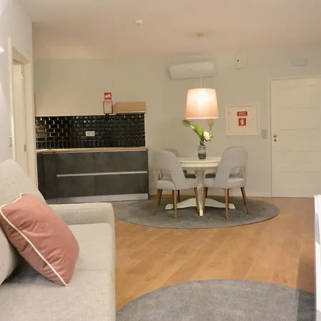 Lf Begonia, By Flat In Porto