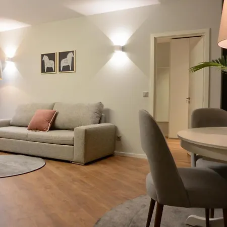 Apartamento Lf Begonia, By Flat In